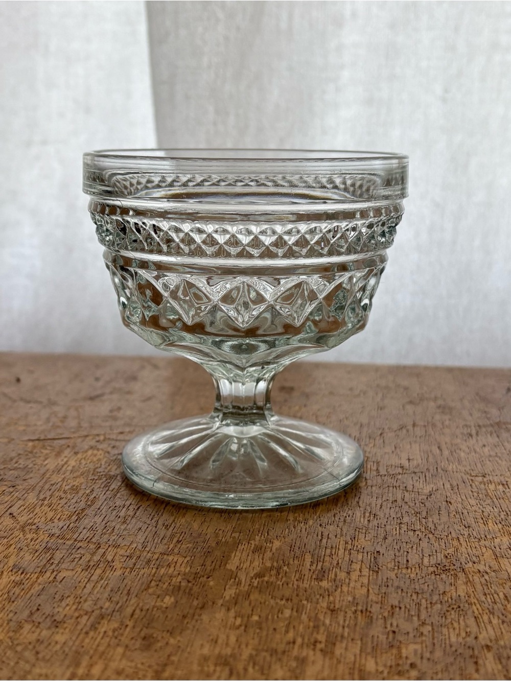 Anchor Hocking Wexford Pattern Glass Dessert /Sherbet Goblets 4 count